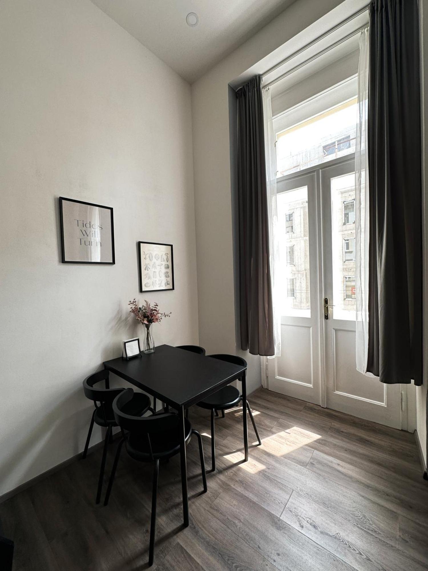 Grand Viceroy Apartments - Gothic Tower View Prague Extérieur photo