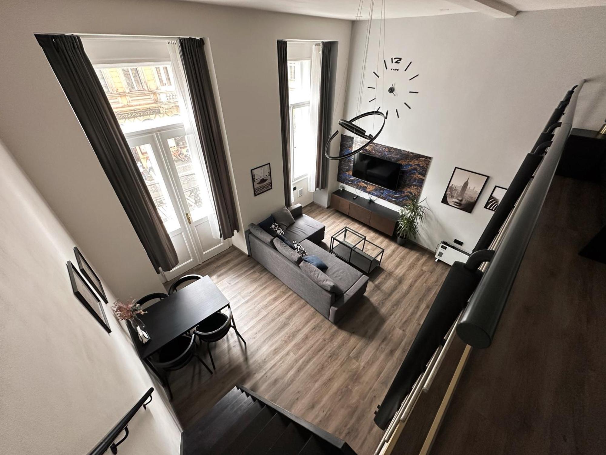 Grand Viceroy Apartments - Gothic Tower View Prague Extérieur photo